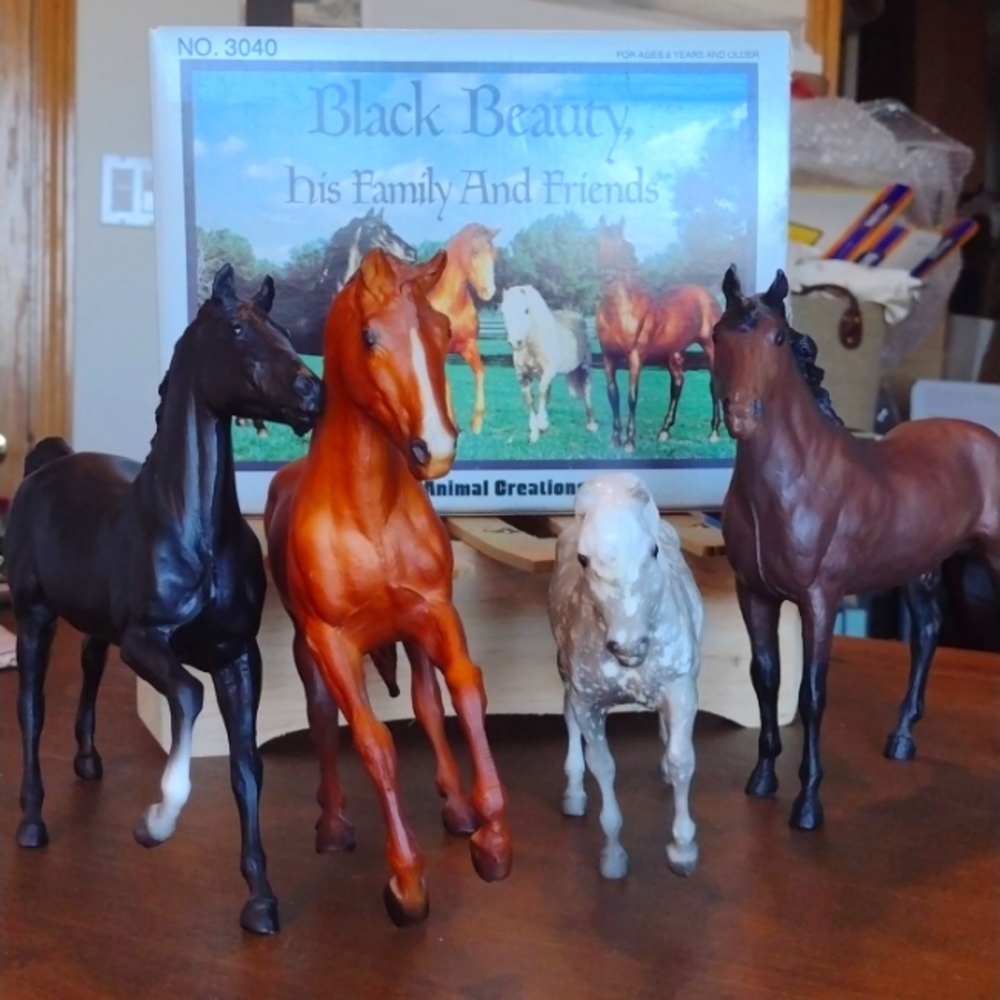 Breyer Animal Creations Model #3040 Black Beauty, his Family And Friends w/OBox